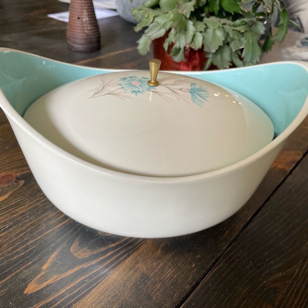 Taylor Smith vtg. "Ever Yours" Aqua Blue Boutonniere Flower casserole dish